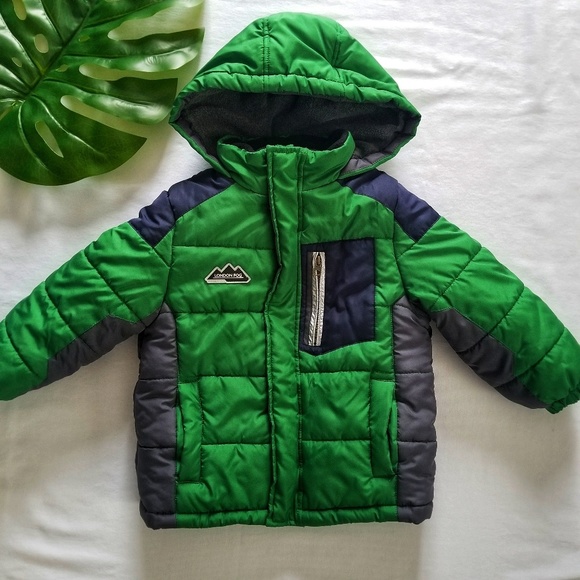London Fog Other - 💙 HP 💙• London Fog Puffy Jacket • sz M(kids 5/6) London Fog Other - 💙 HP 💙• London Fog Puffy Jacket • sz M(kids 5/6)